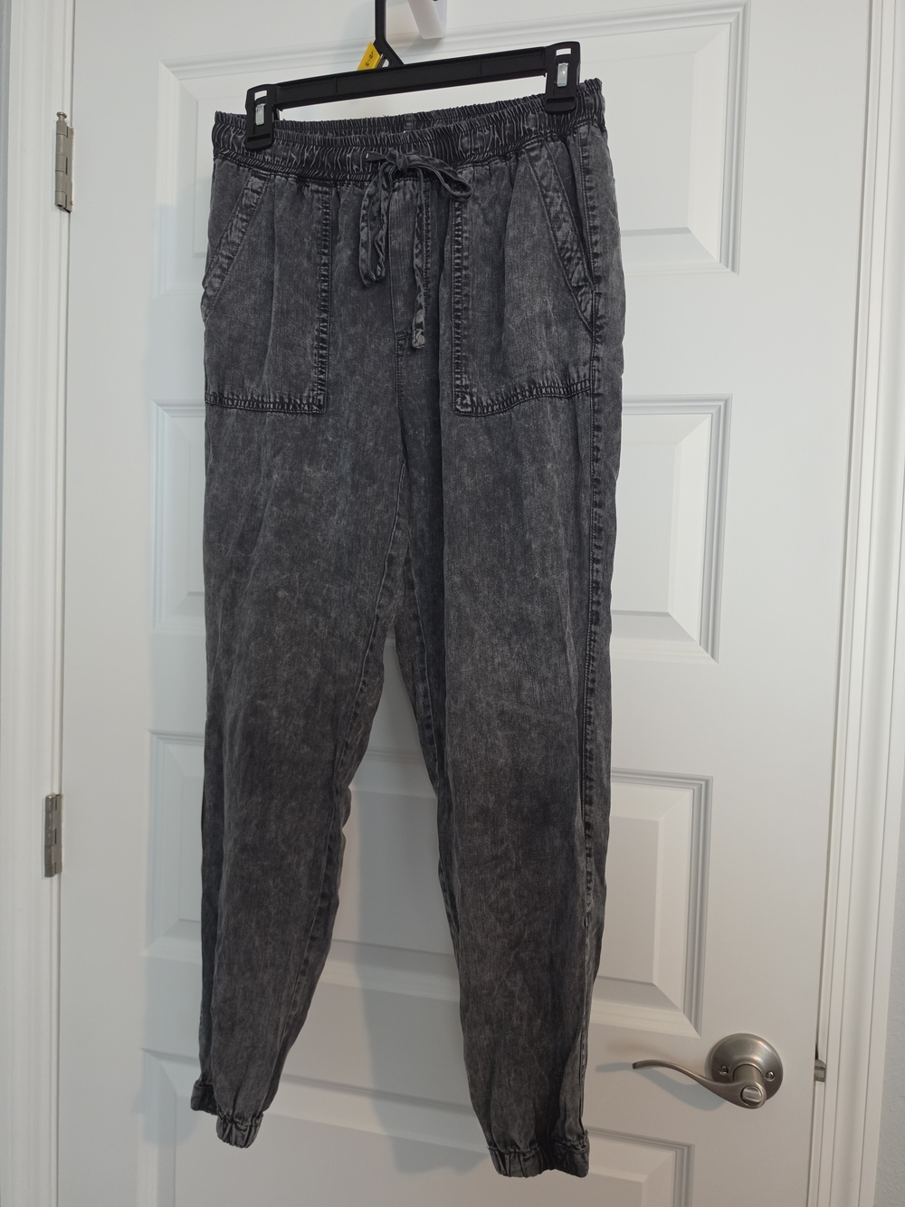 Hem & Thread Women's Washed Black Jogger Track Pants